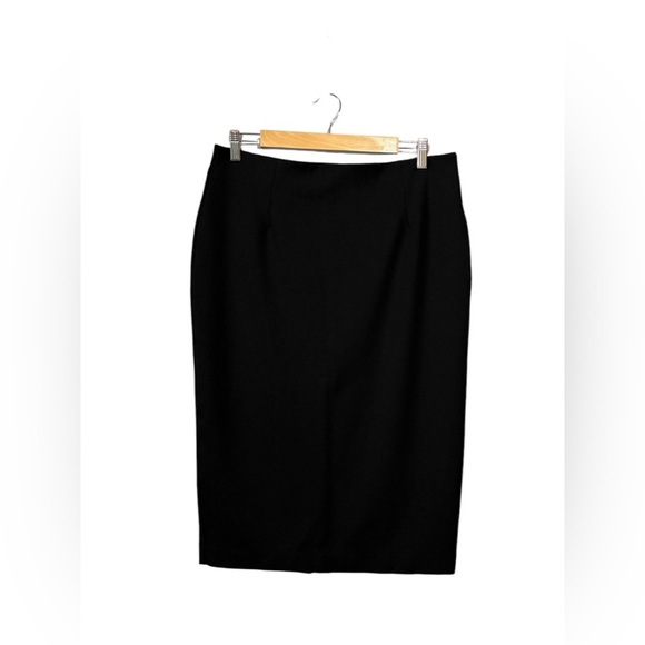 NWOT, Classic Black DKNY Knee-Length Skirt, Large - Picture 3 of 8